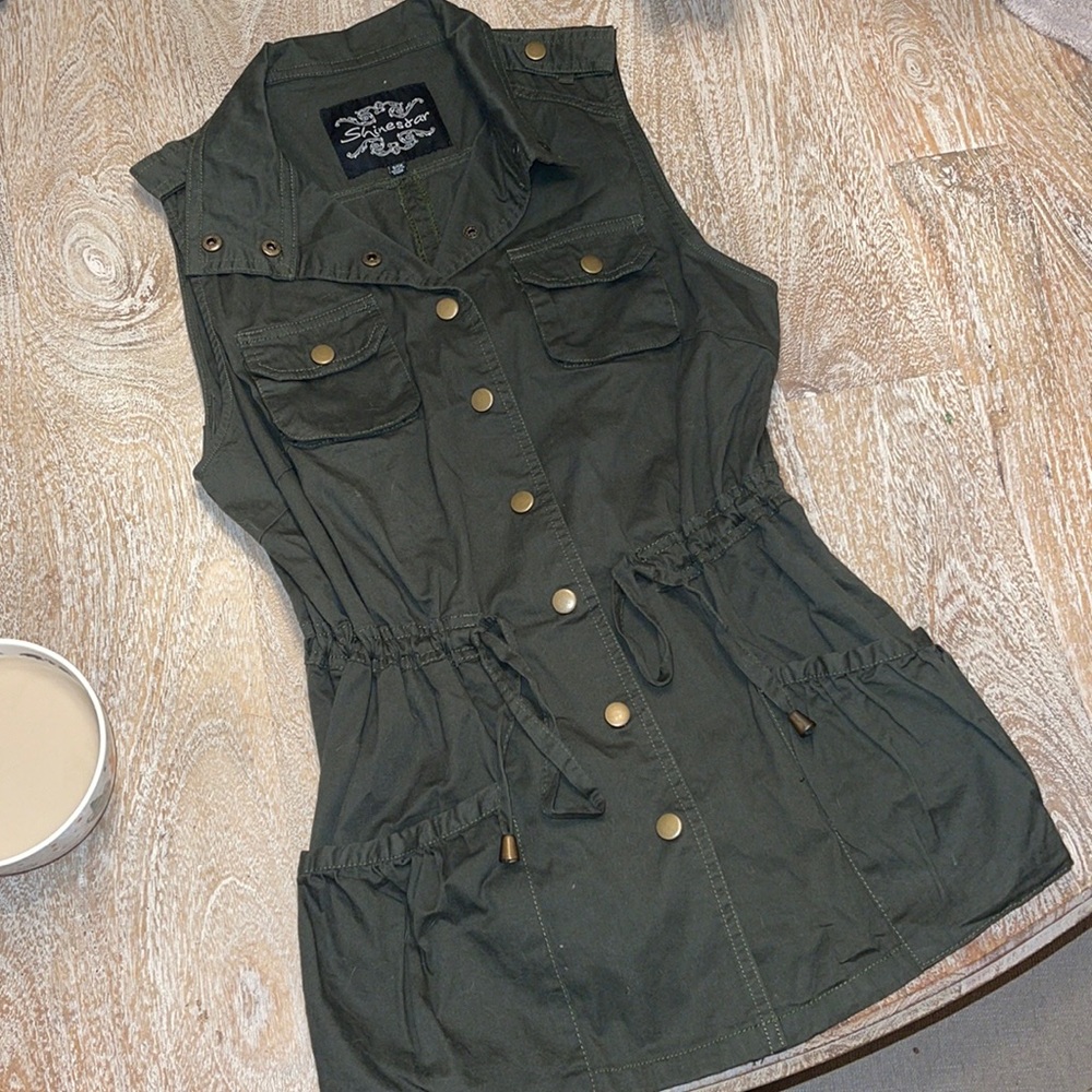 Army Green Vest - Shinestar